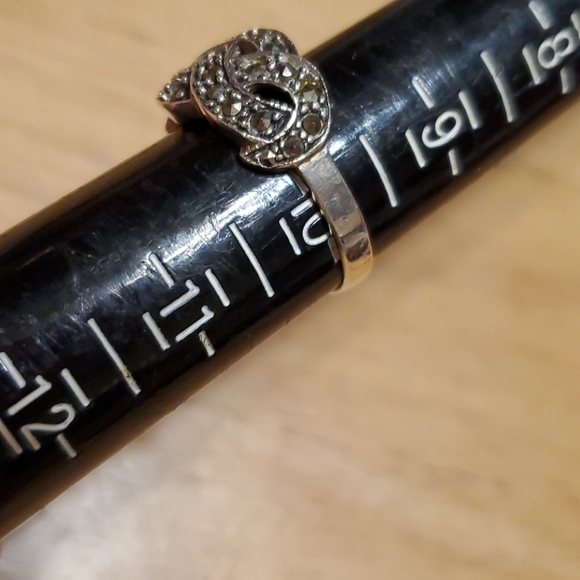 Sterling silver Marcasite Ring - Picture 4 of 4